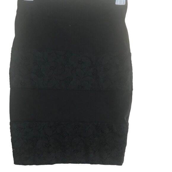 Joe b pencil black skirt with lace size a small - Picture 7 of 8